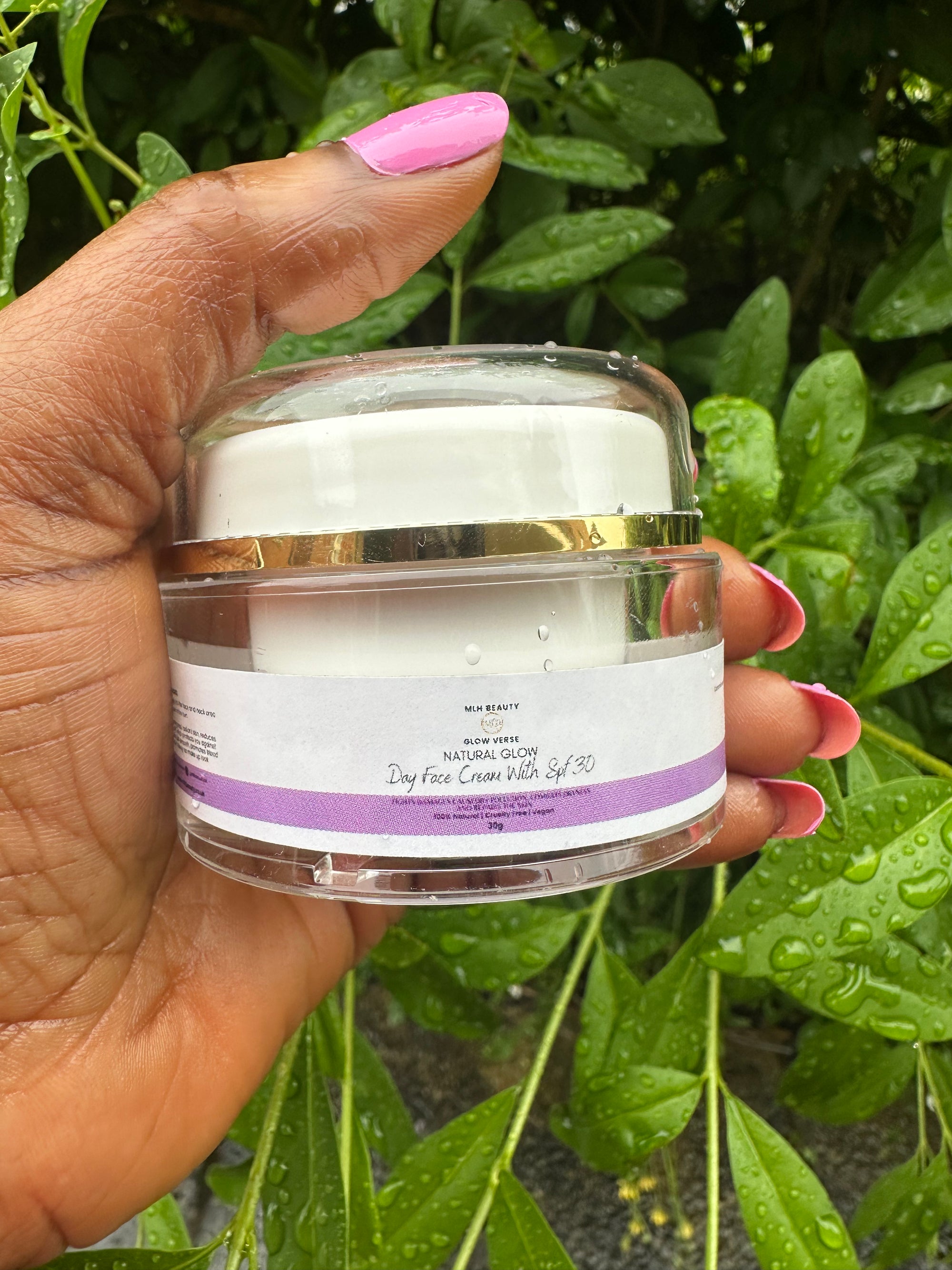 Glow Verse Natural Glow Day face Cream With SPF 30 30g