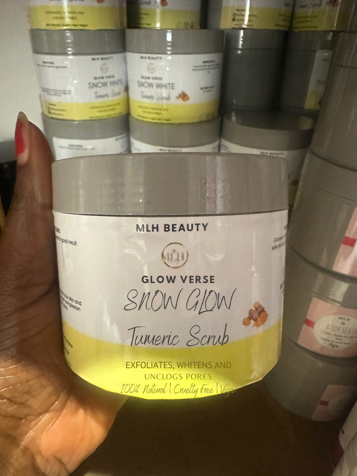 Glow Verse Snow Glow Tumeric Scrub 350g
