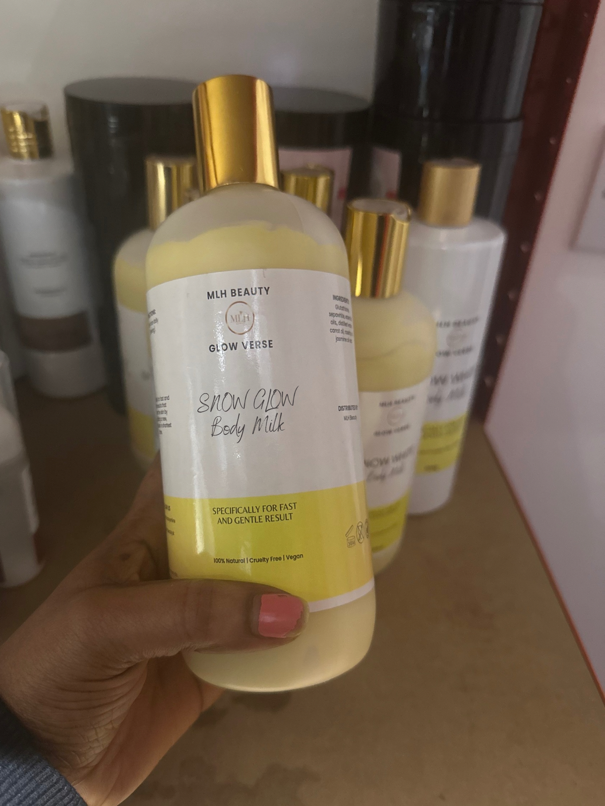 Glow Verse Snow Glow Body Milk 500g